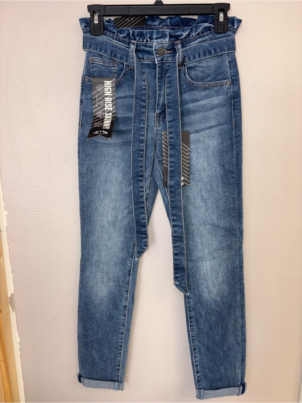 NWT Fire & Rain. High Rise Skinny Paperbag Waist Blue Jeans